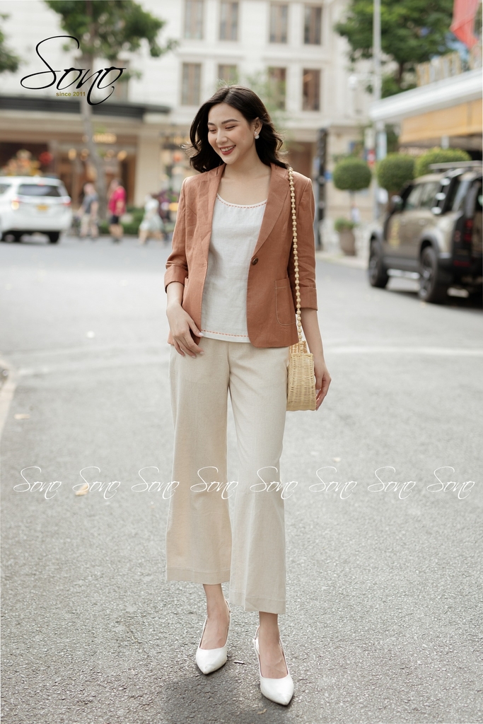 Khám Phá làng cù lần review – Cổng Ngõ Vào Thế Giới Giải Trí